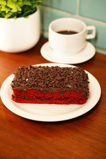 Bolo Red Velvet Trufado